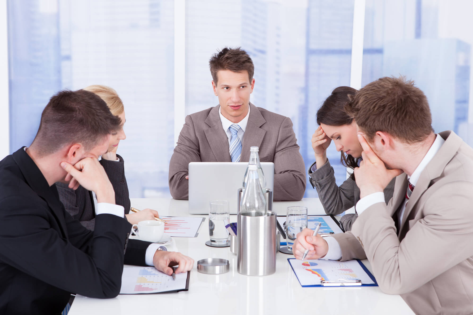 Reunião para investir em comunicação interna